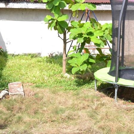 Fully Aircondition 3Bed Villa- A C- Wifi- Hotwater Freetown Exterior foto